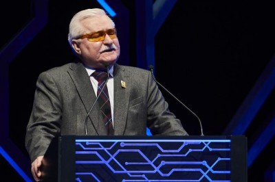 Former Polish President Calls on Europe to Follow Example of Sharjah in Government Communication at IGCF
