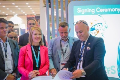 Collaboration between Al Hokair Group and IMPS to launch the first Smurfs FEC in the Mena region