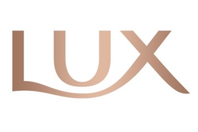 نجاح شركة LUX في تحويل النقر على زر الإعجاب إلى أداة دفع قوية في حملتها الجديدة. ونحن شغوفون بهذه الخطوة الجريئة!